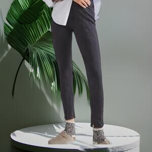 NWT - DAILY Practice Anthropologie Everyday Leggings Black Noir Size: Small